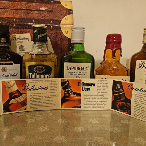 Spirit of Travel whisky set new with 5 sealed bottles
