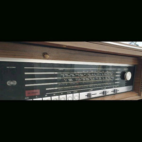 Grundig antique audio system with 30 records