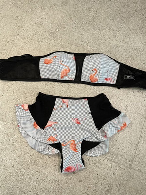 Chic Mess Flamingo Bikini with Ruffles like new