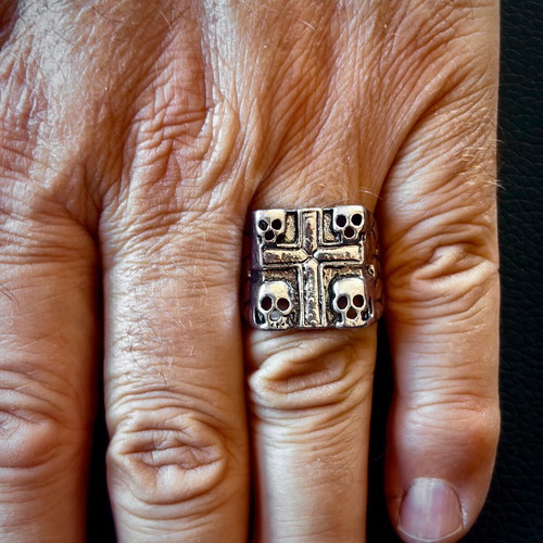 Gothic cross and skulls ring, M FORGE