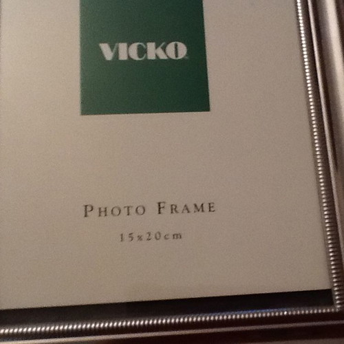 PHOTO FRAMES
