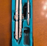 Compass with all accessories like new