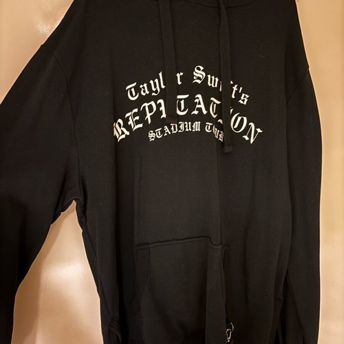 Taylor Swift Reputation Stadium Tour Hoodie like new
