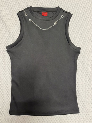 Hugo M sleeveless top like new, black, size M