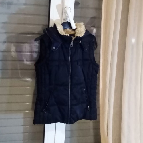Zara sleeveless jacket new medium with detachable hood