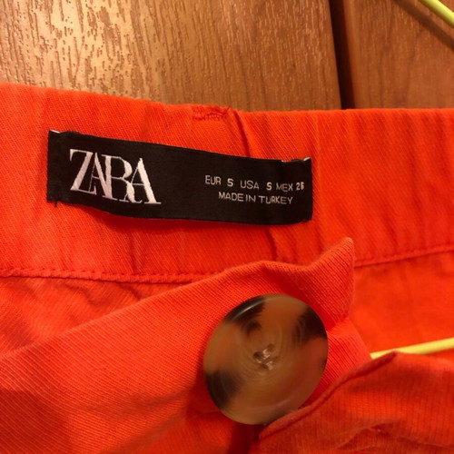 Zara shorts used, orange, size S