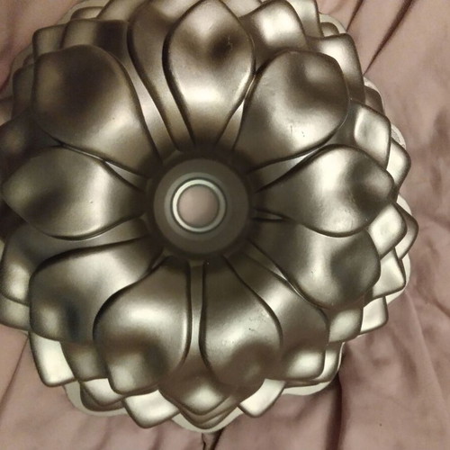 Nordic Ware Blossom Cake Pan 25x10cm Toffee Series, New