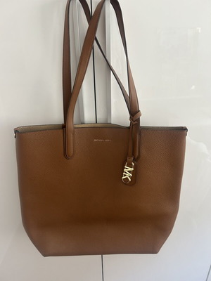 Michael Kors τσάντα ώμου μεταχειρισμένη, καφέ