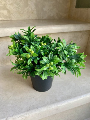 Artificial decorative plant in 20cm pot