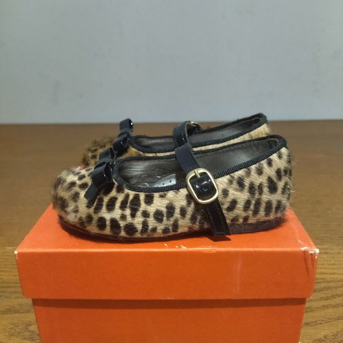 Clarys Mary Jane Leopard Print Ballerinas Size 21 Like New