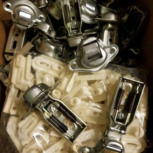 Cabinet hinges with double spring, pack of 10, new with pads