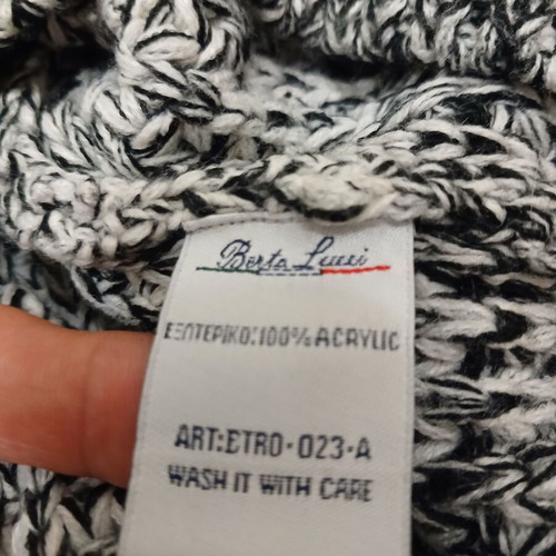 Bertolussi men's knitted turtleneck sweater L like new black and white acrylic