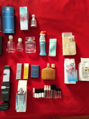 Empty perfume bottles used, collector's set pack