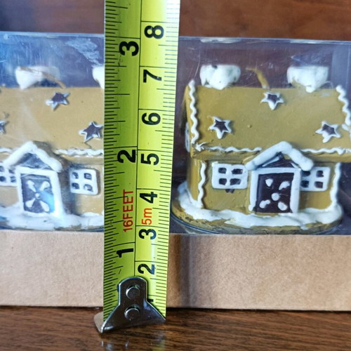Trimar Christmas candles like new, gingerbread house design
