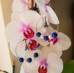 Hoop earrings with Eiffel Tower, like new, hypoallergenic