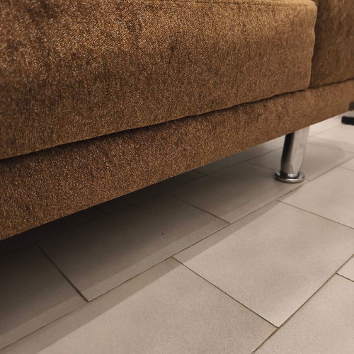 Corner sofa with pouf like new, brown color