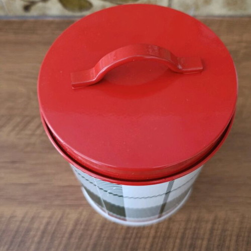 Tin biscuit jar with designs and airtight seal new