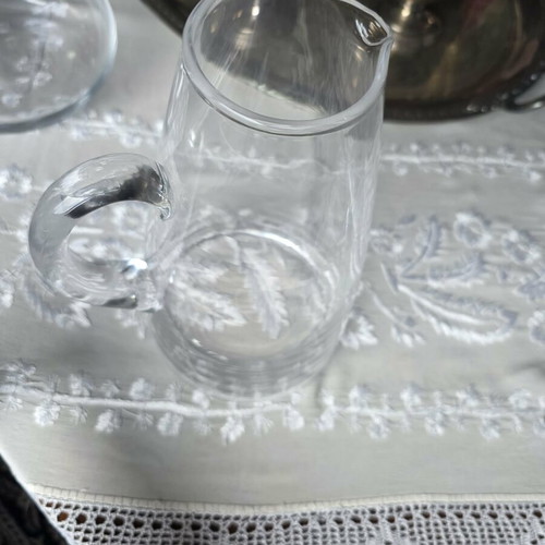 Crystal Serving Pitcher like new, elegant and timeless design