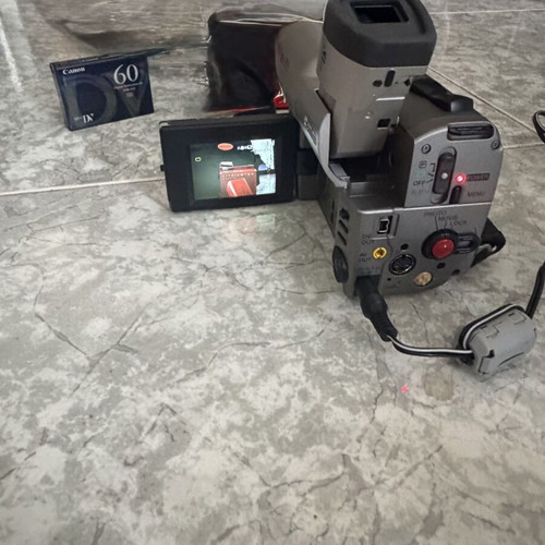 Canon MV200 PAL MiniDV camcorder with 2 batteries, charger, case & sealed tape