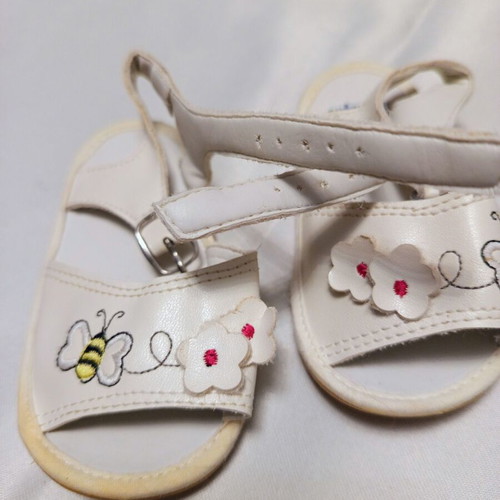 Baby summer set for girls 1-6 months used, Minnie Mouse cap and sandals
