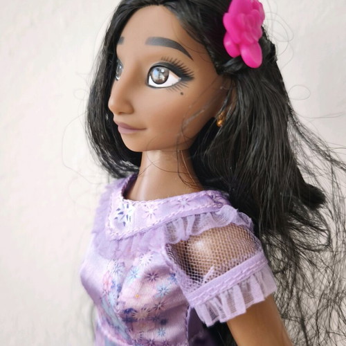 Isabella Madrigal doll from Disney Encanto used