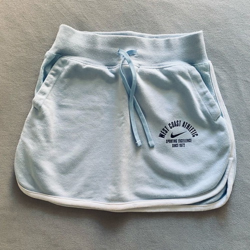 Nike mini skirt size xs like new