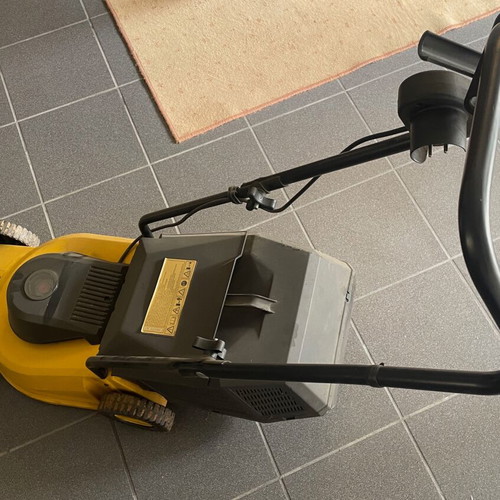 Electric lawn mower used, corded power
