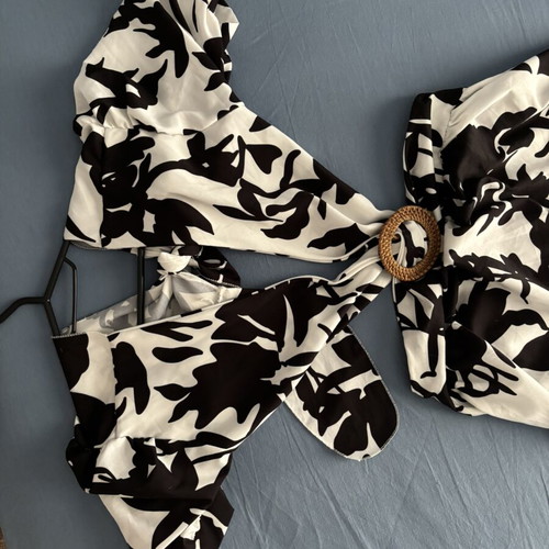 Maxi dress with cut-out waist black and white floral print like new