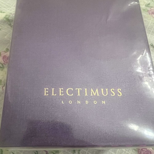 Electimuss Caspian Cherry niche perfume by Kevin Mathys