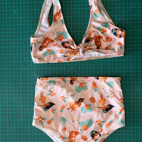 Cherry Muse high-waisted bikini set like new, top M bottom S