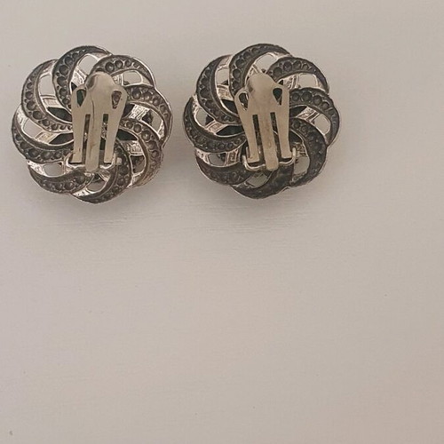 Vintage clip earrings silver used with green onyx