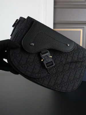 Dior Men Saddle Bag new, black, crossbody