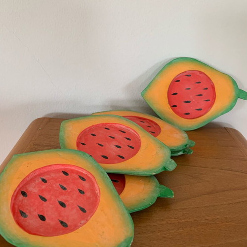 Papaya coasters pack of 6, new, lightweight wood