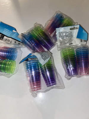 Plastic shot glasses, pack of 16 per bag