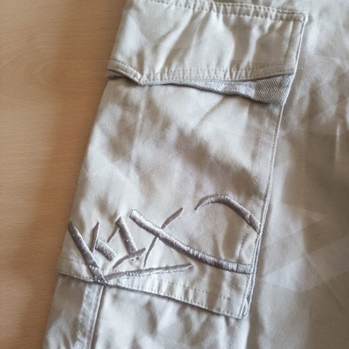Men's Bermuda shorts size S beige like new