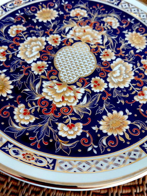 Porcelain wall plate 24K Gold, blue and gold floral