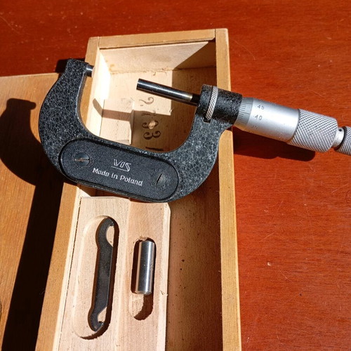 Micrometer 25-50mm like new VIS in wooden case
