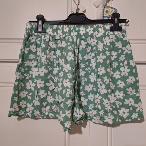 Celestino floral shorts like new, size S-M, viscose fabric