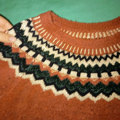 Edited sweater used, soft with bell sleeves, orange-gold, L/XL