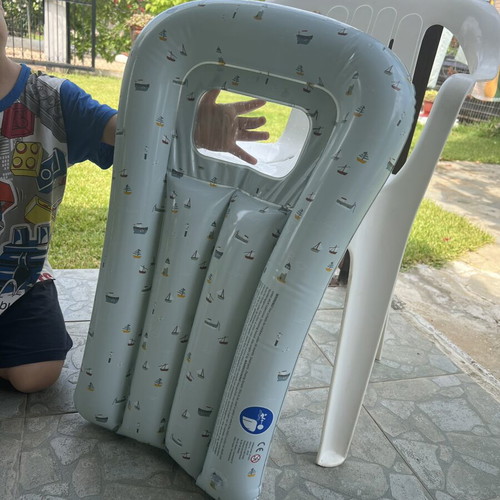 Children's beach mattress like new, height 67 cm