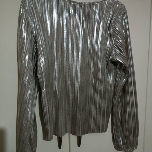 Yas pleated silver blouse new, size S