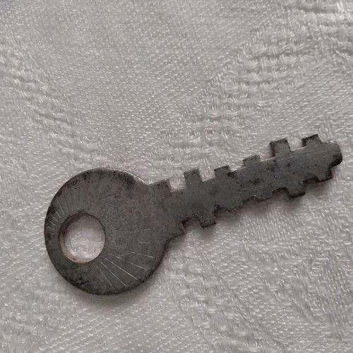 Vintage antique keys collection used, set of 10