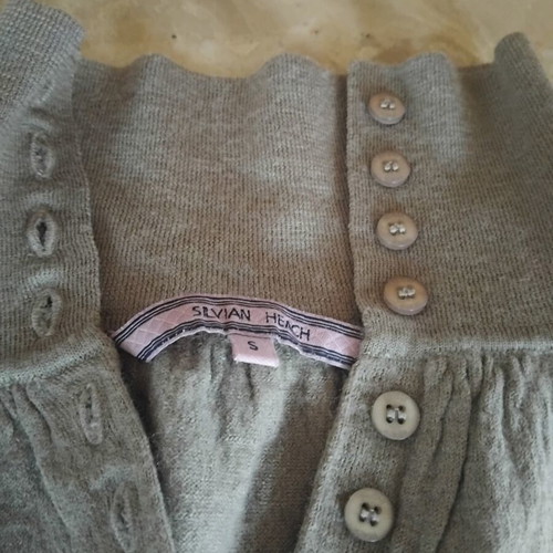 Women's blouses used, sizes small and extra small, set of 2