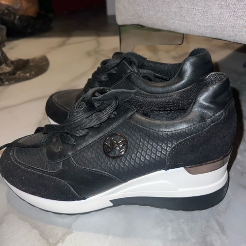 Shoes size 37 used in almost like new condition