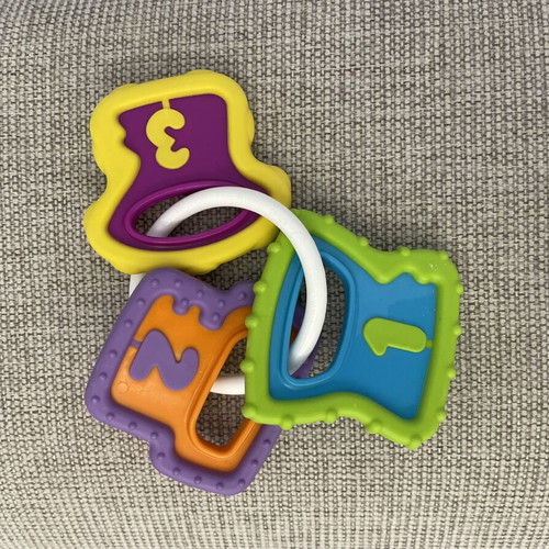 Chicco colorful keys rattle ring for 3+ months like new