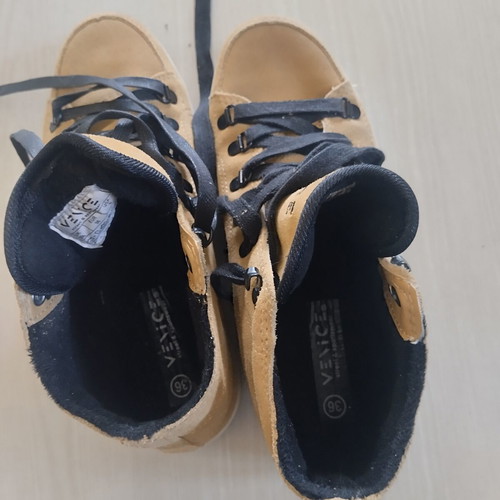 Sneaker ankle boots size 36 like new, suede fabric