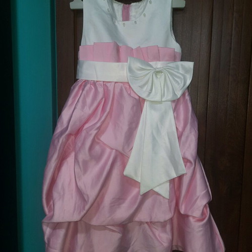 Satin formal dress with pearls like new, size 122-128