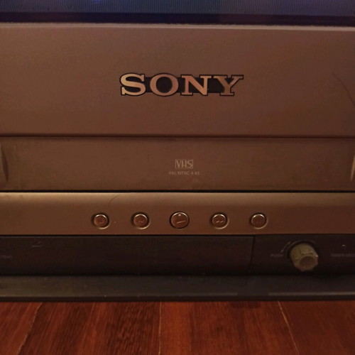 Sony KV-21FV1D 21" Combo TV with built-in VCR VHS video player
