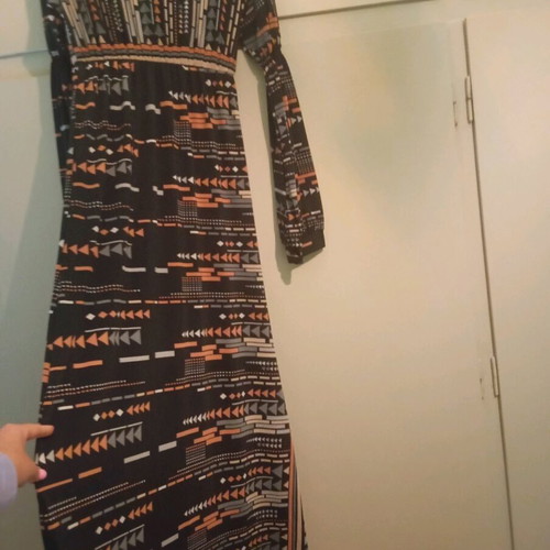 Super maxi spring/autumn dress with neckline S/M like new