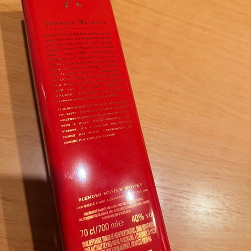 Johnnie Walker Red Label collectible red case like new